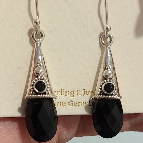 SHIVAM STERLING SILVER BLACK ONYX CONE TEARDROP TRIBAL ETCHED EARRINGS - Picture 1 of 9